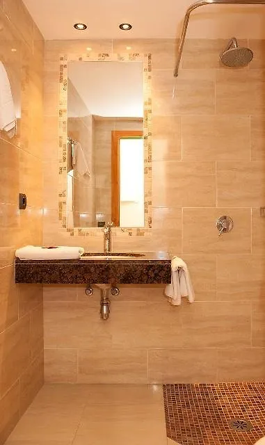 Apartamentos Bora Bora - Adults Only Playa d'en Bossa