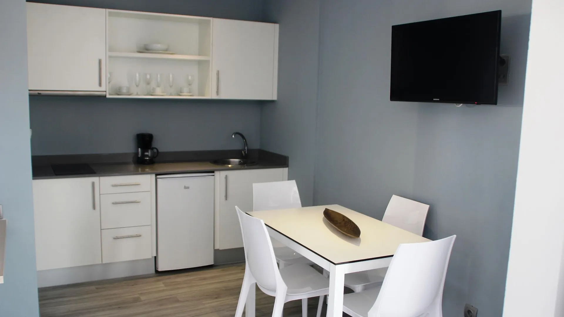 Apartamentos Bora Bora - Adults Only Playa d'en Bossa