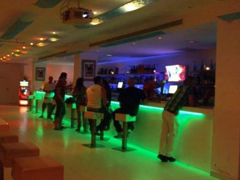 Apartamentos Bora Bora - Adults Only Playa d'en Bossa