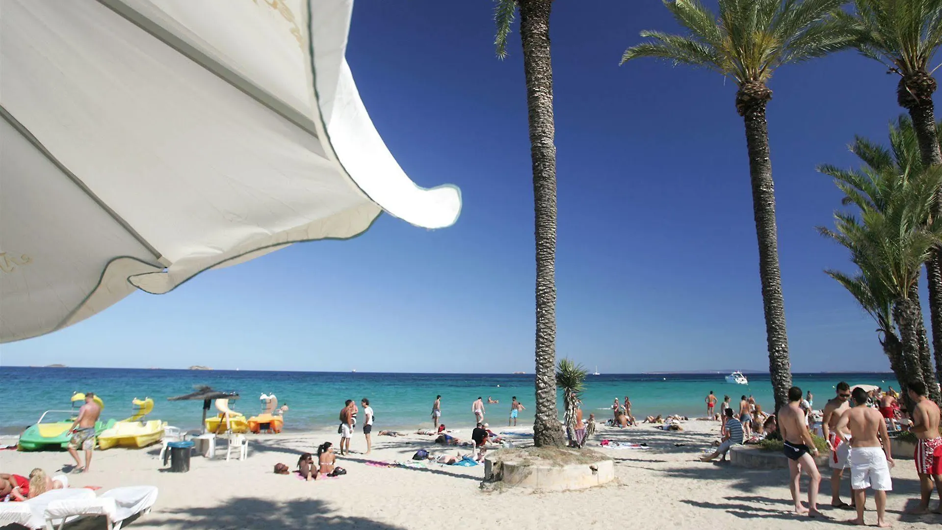 Apartamentos Bora Bora - Adults Only Playa d'en Bossa Lägenhetshotell